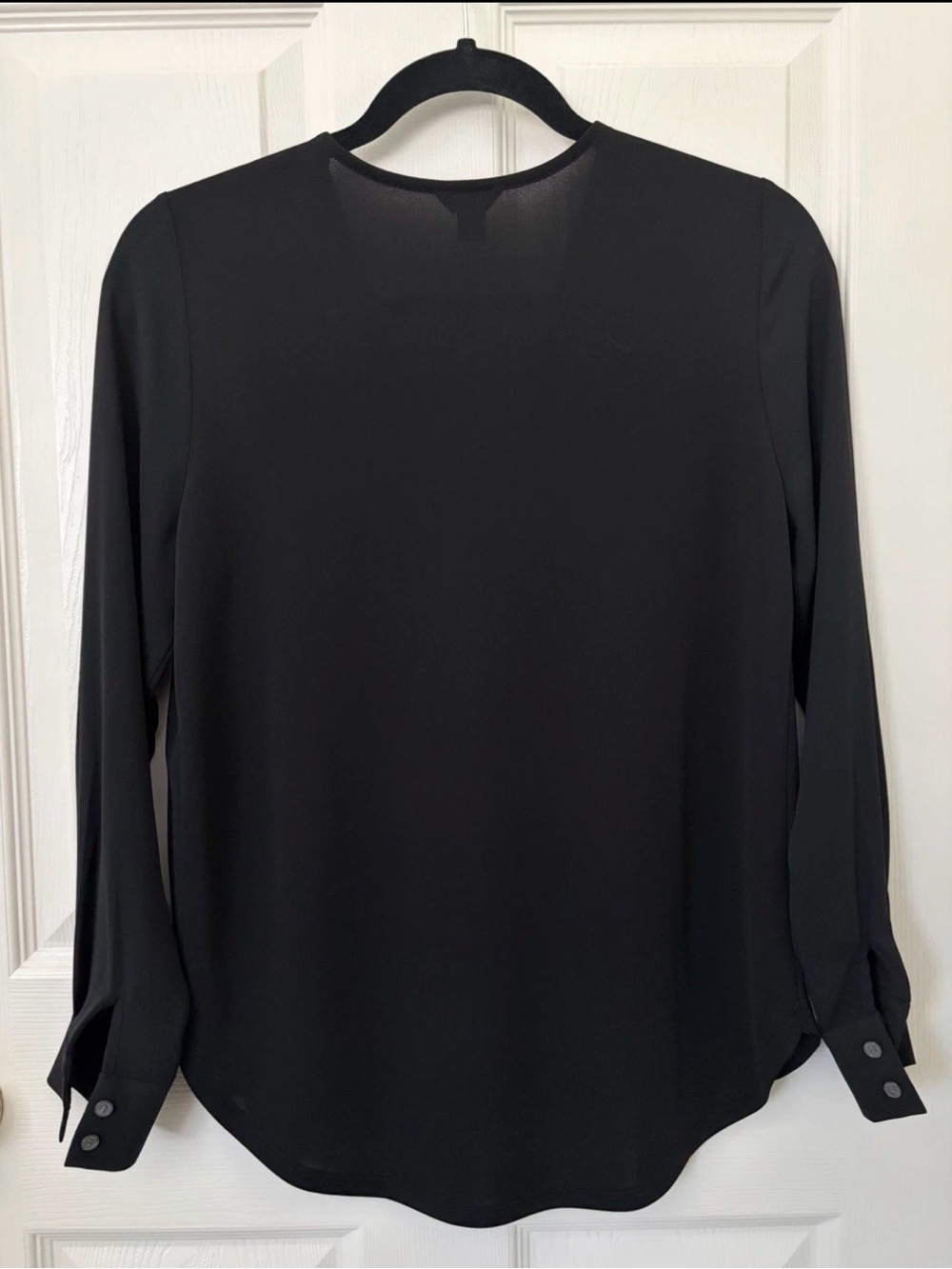 Ann Taylor Black V-Neck Long Sleeve Blouse - Picture 3 of 3